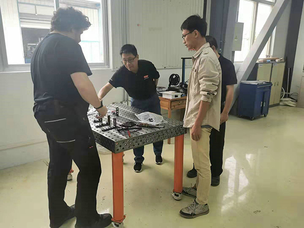 三维柔性焊接工作台