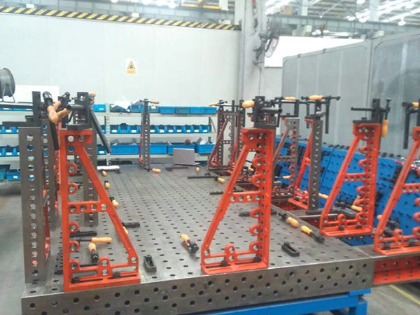 三维柔性组合焊接夹具
